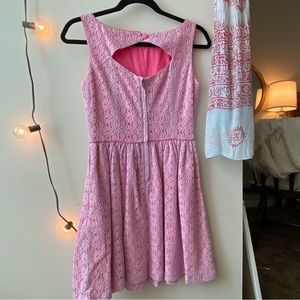 Pretty in Pink Lilly Pulitzer tea dress 💝